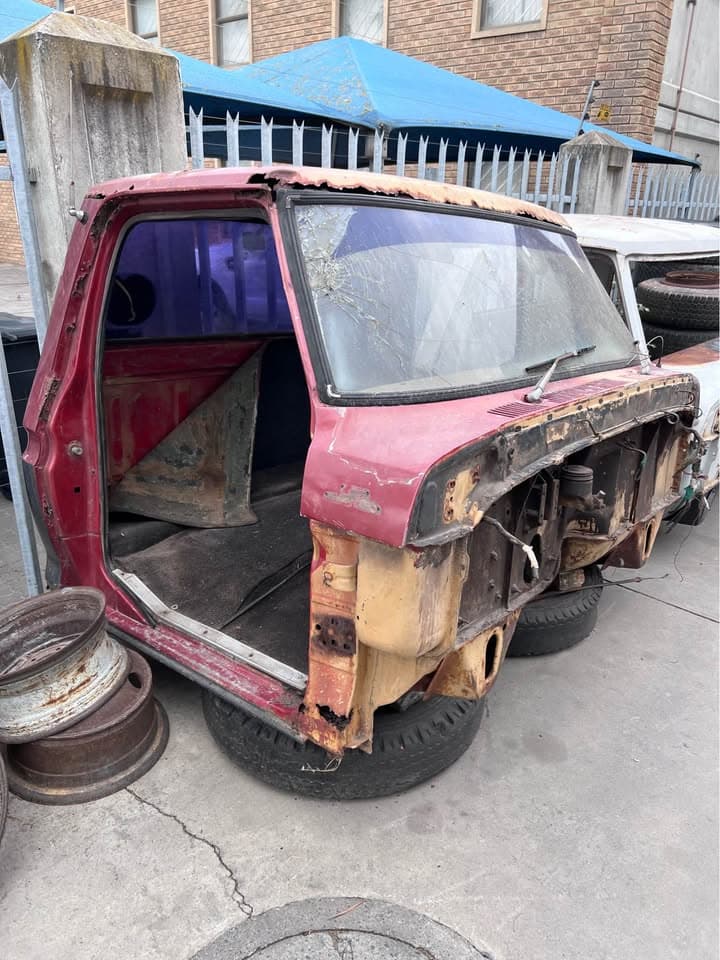 F100 Dentside donor Cab